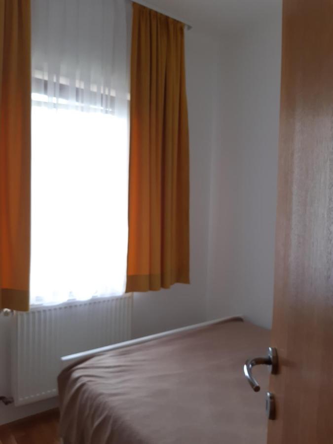 Apartman Lala Фоча Екстериор снимка