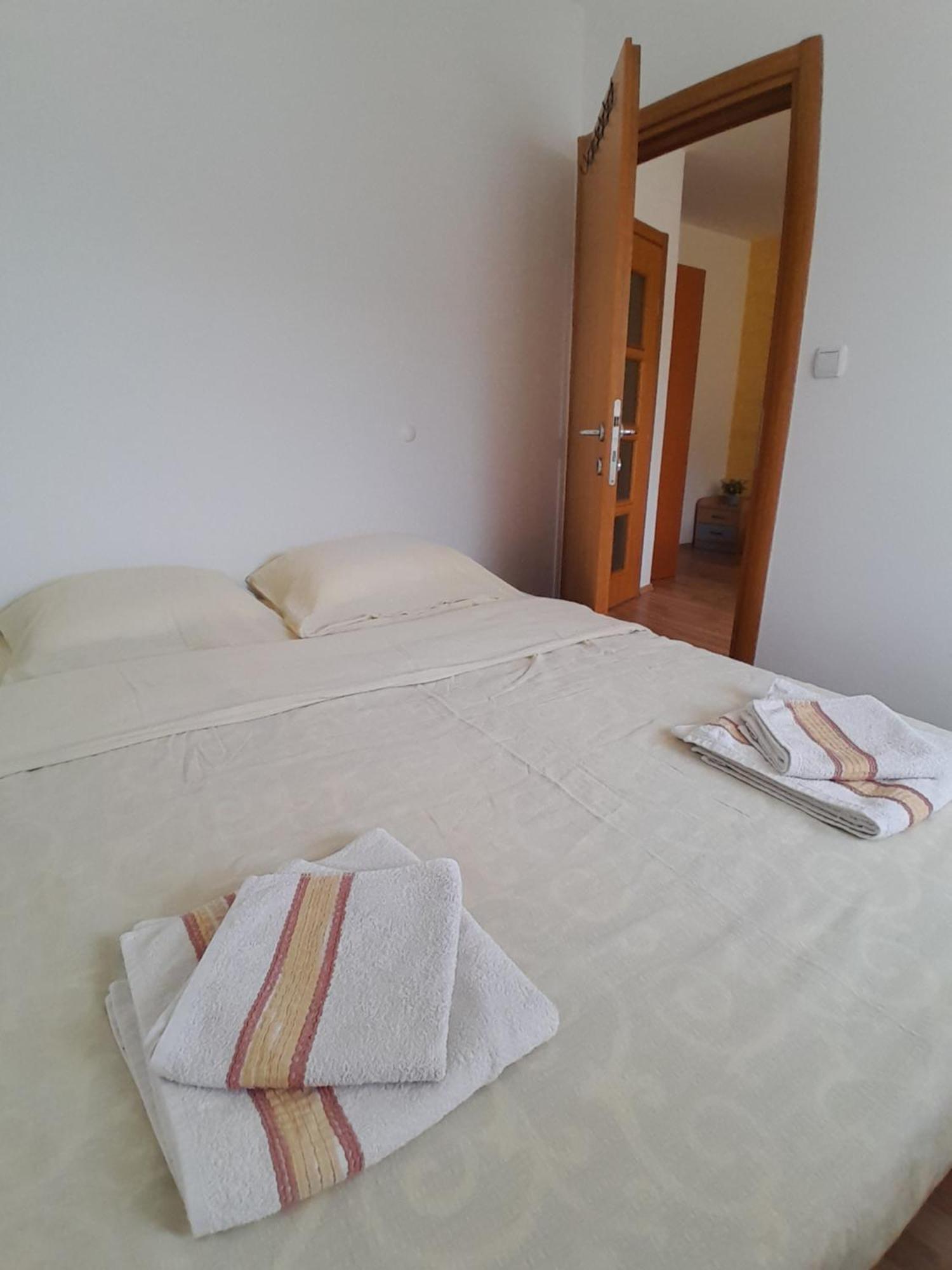 Apartman Lala Фоча Екстериор снимка